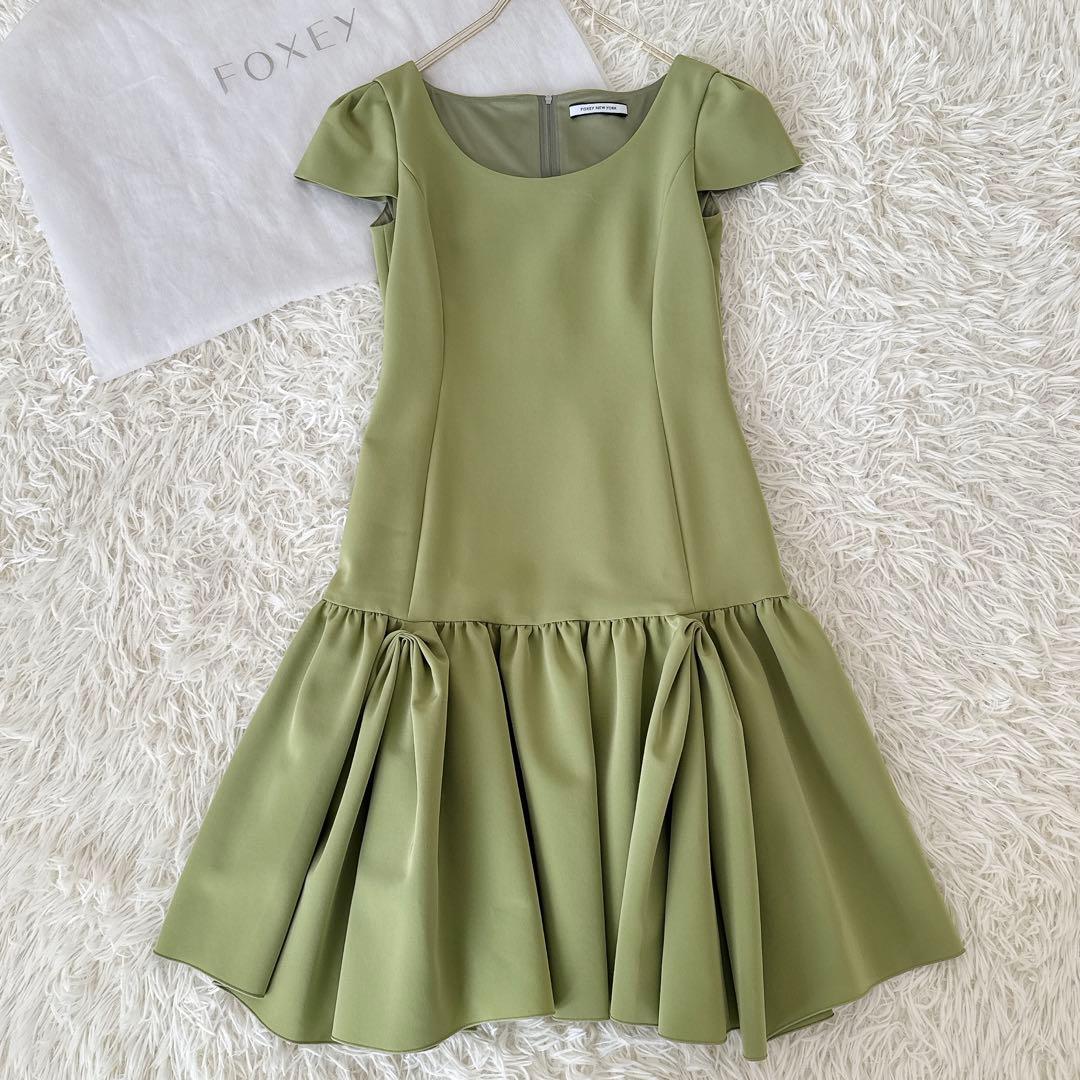 未使用級 フォクシー✨ギャザーフレアワンピース フレンチスリーブ 不織布カバー付