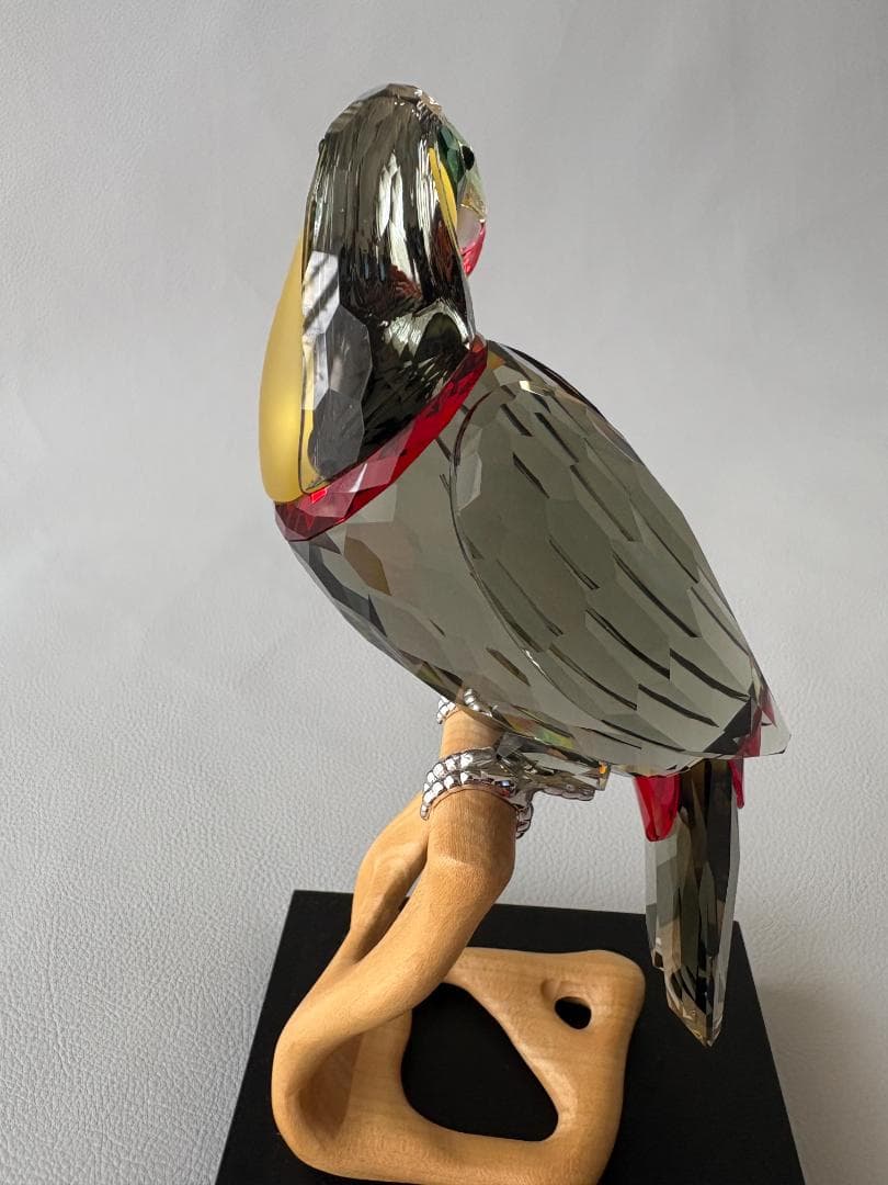 SWAROVSKI オオハシ ブラックダイヤモンド フィギュリン