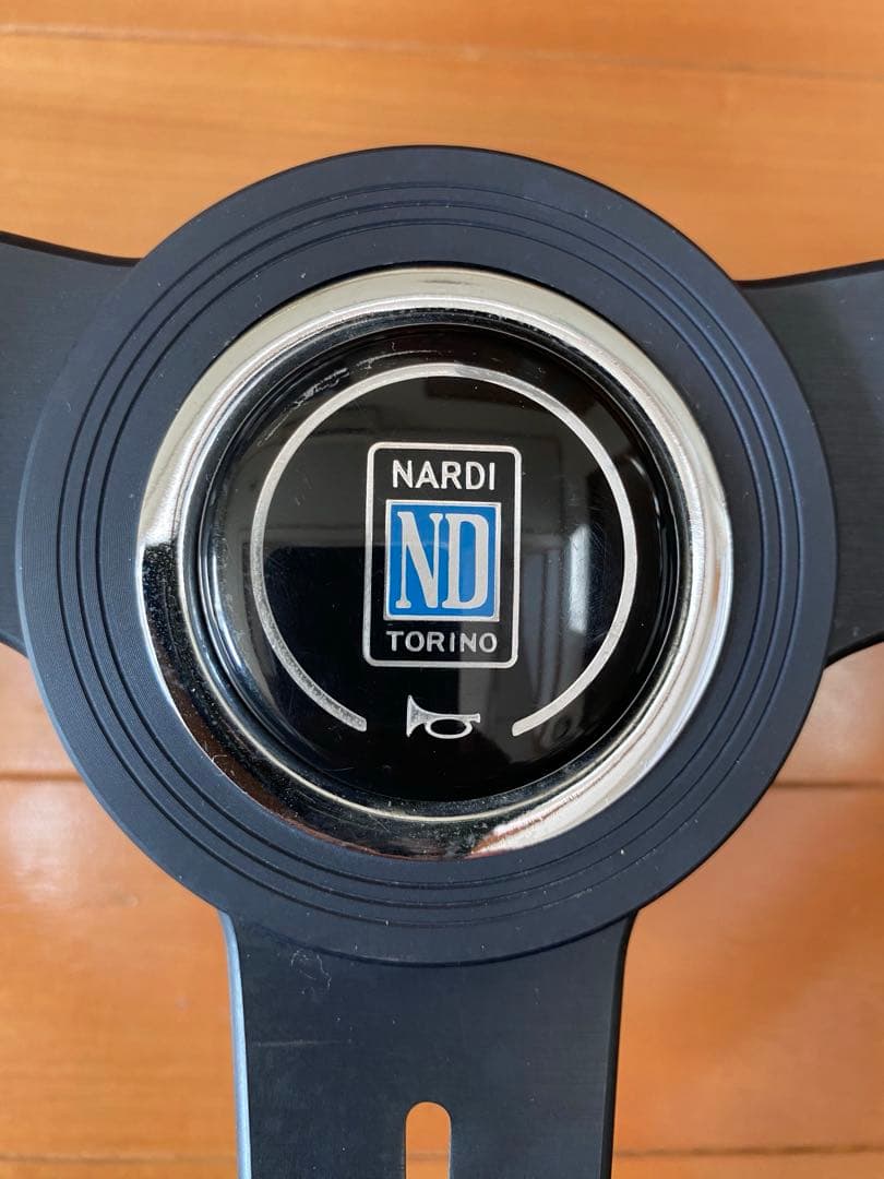 Nardi ND Torino ステアリング ブラック