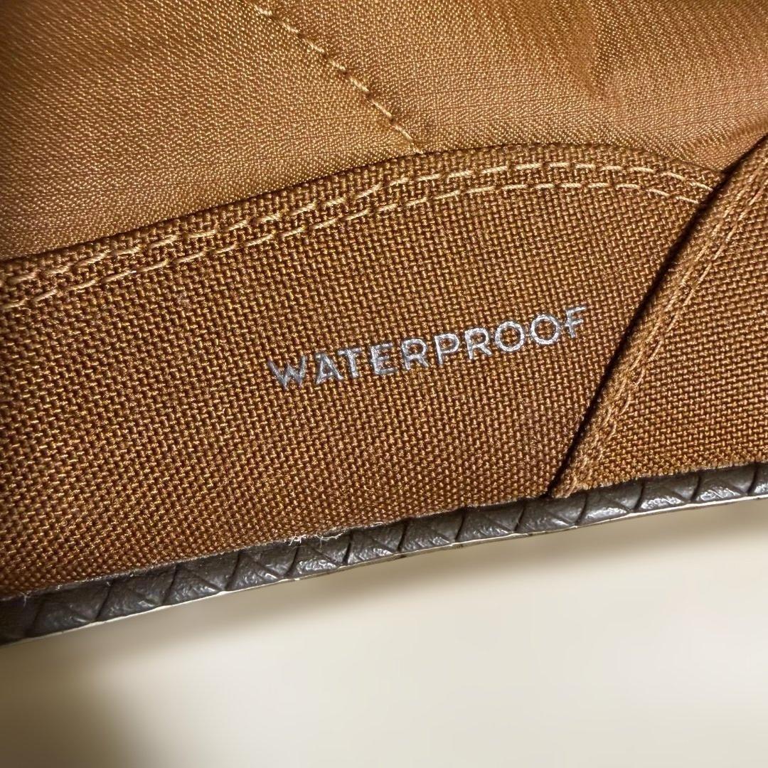 ぽん コロンビア サップランド アーク チャッカ　ウォータープルーフ