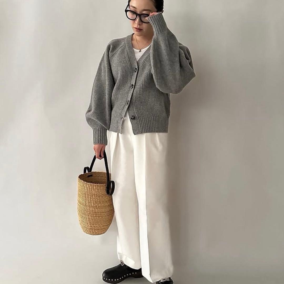 YONFA ウールVネックカーディガン (gray)