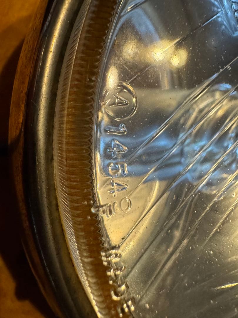 旧車にマーシャルヘッドライト819 長期保管品　ジャンクとして