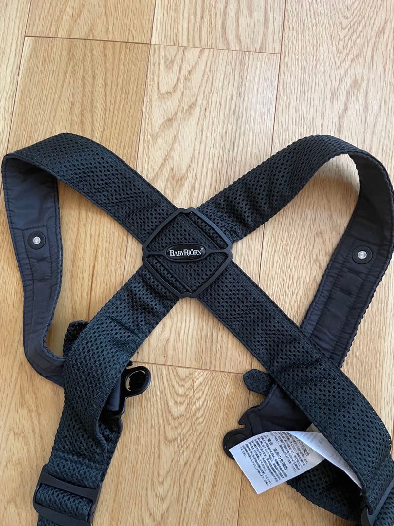 ベビービョルン 抱っこ紐 MINI Air エアー　メッシュbabybjorn