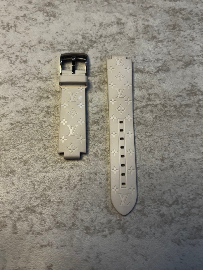 Louis Vuitton タンブールホライゾン V1