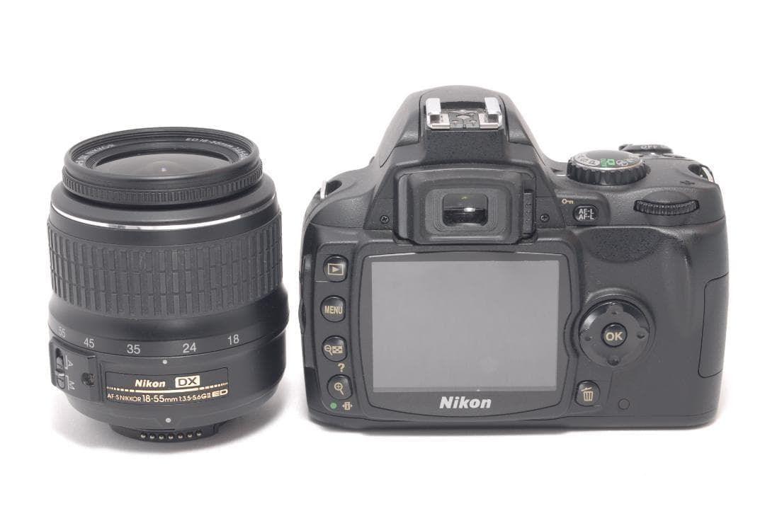 ⭐️簡単操作で安心⭐️Nikon D40　デジタル一眼レフ 高画質　ニコン