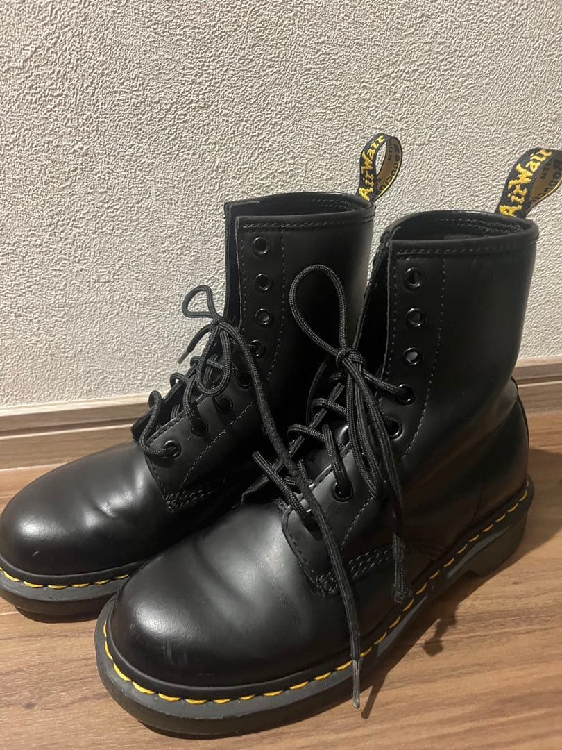 ドクターマーチン 8ホールブーツ