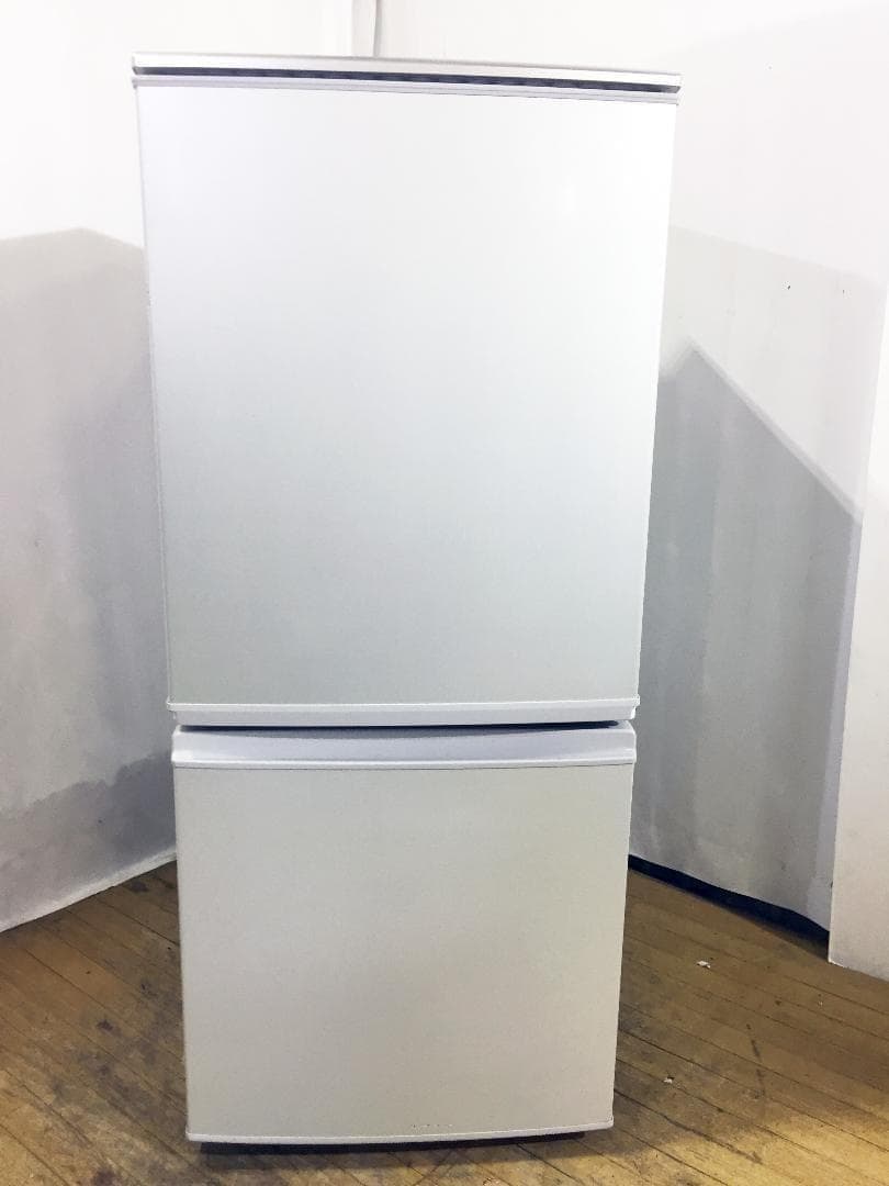 送料無料♦SHARP 137L 2ドア冷蔵庫【♦SJ-14T-S】