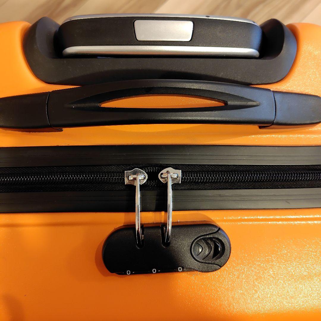 子供が乗れるキャリーケース