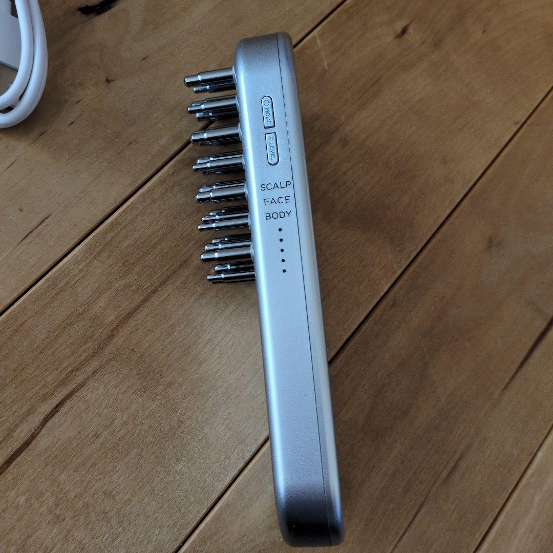 サロニア　EMS リフトブラシ　美品