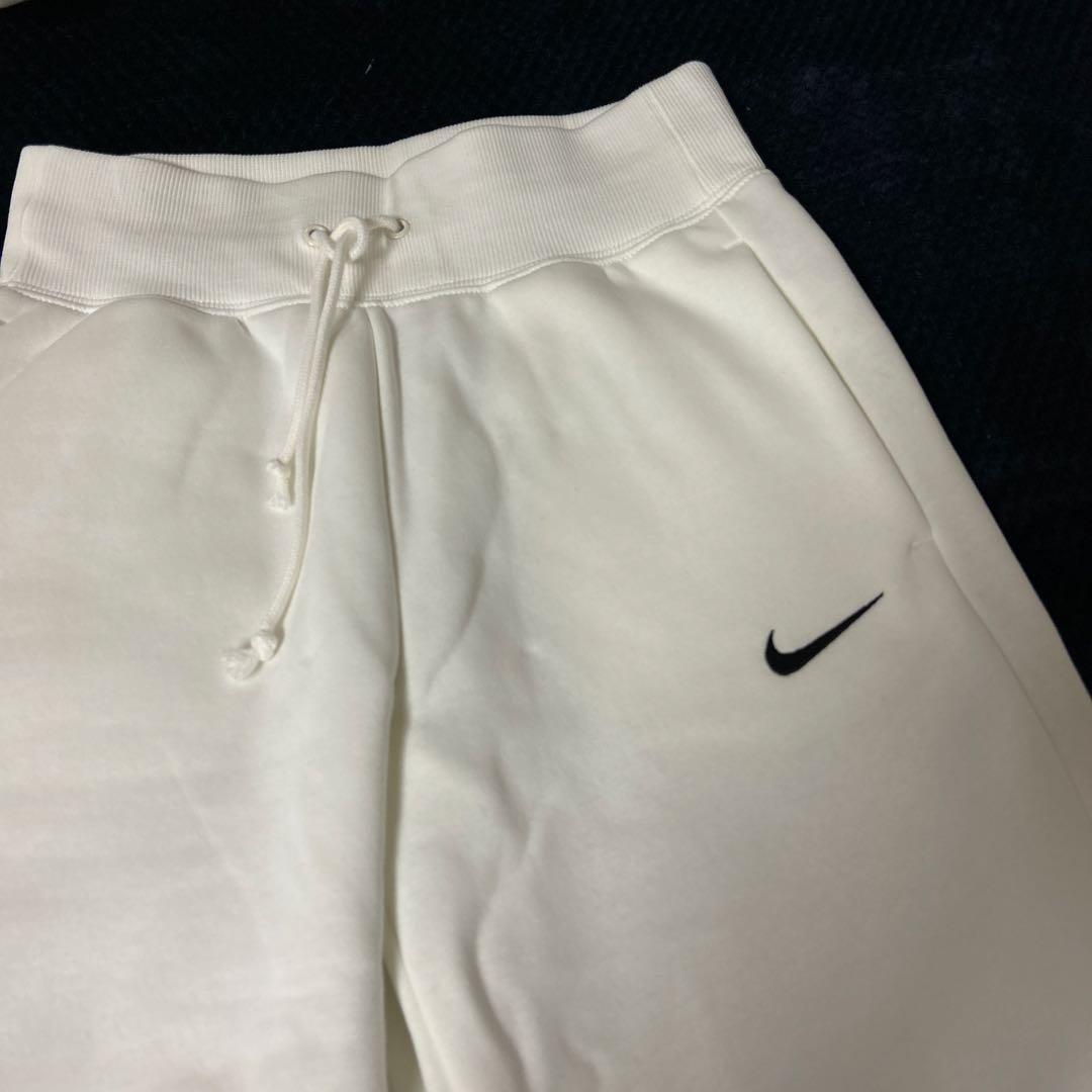 Nike ホワイト　トレーナー　パンツセット　裏起毛
