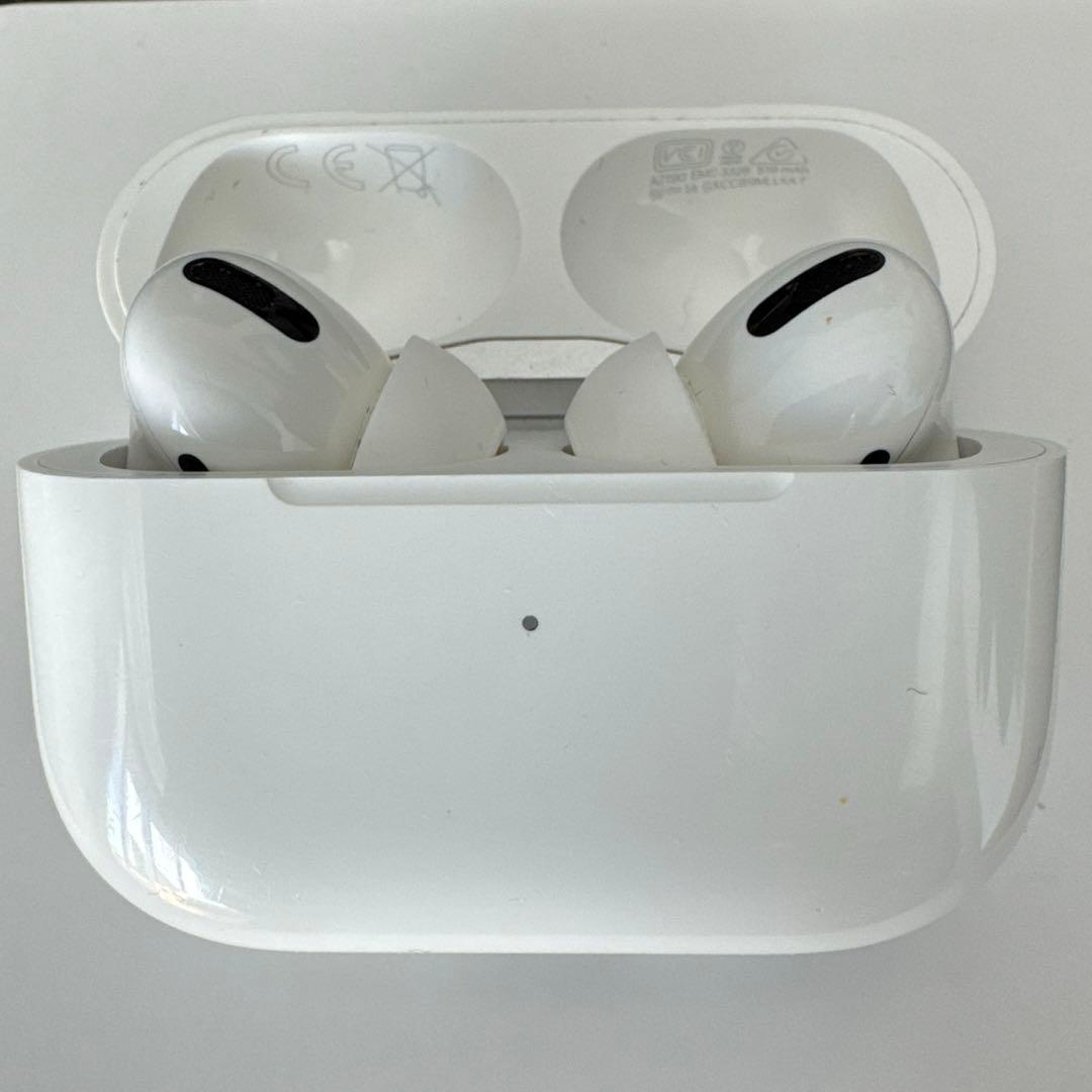 AirPods Pro ワイヤレス充電ケース付き