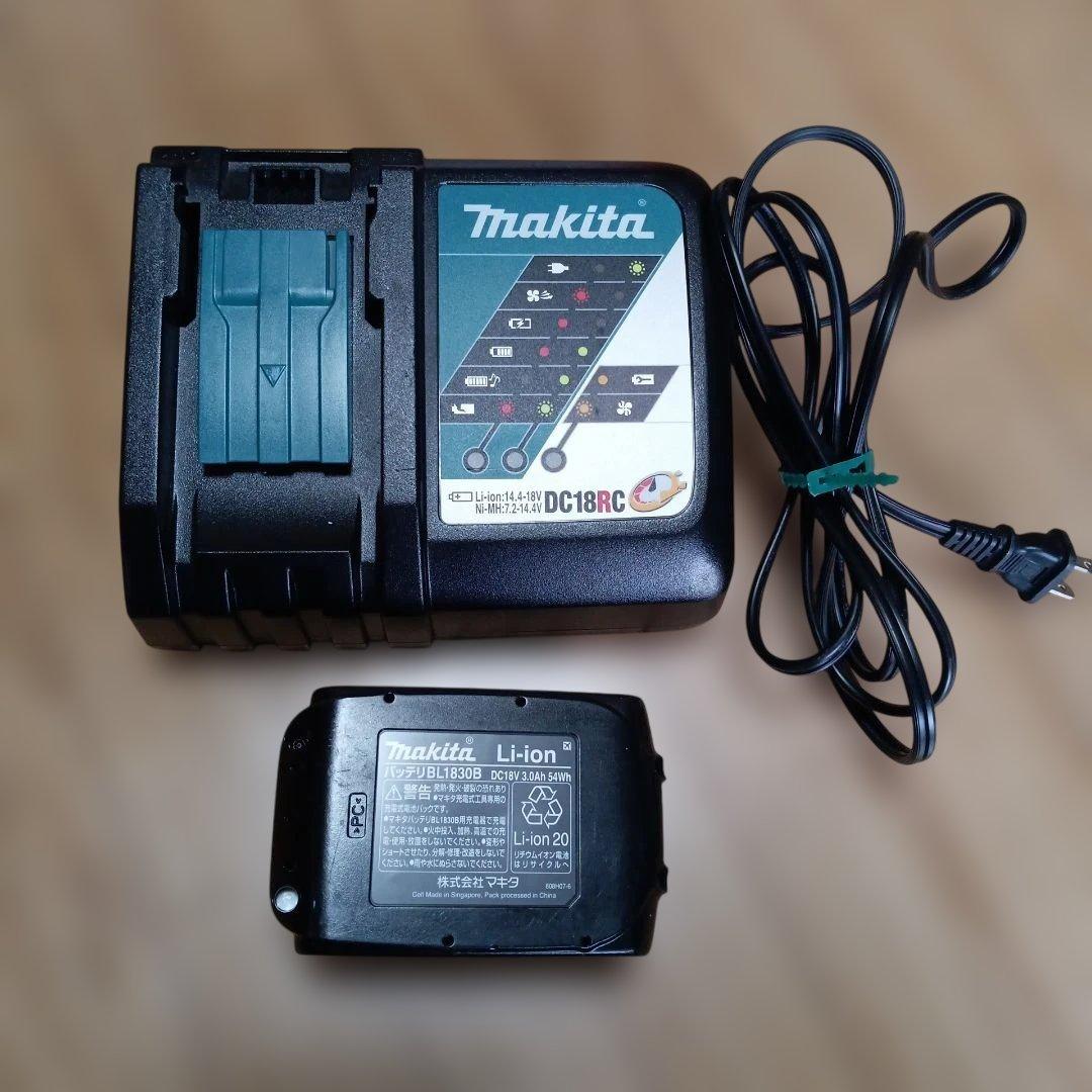 マキタ18V充電式クリーナーCL282FD純正バッテリー、充電器、サイクロン付