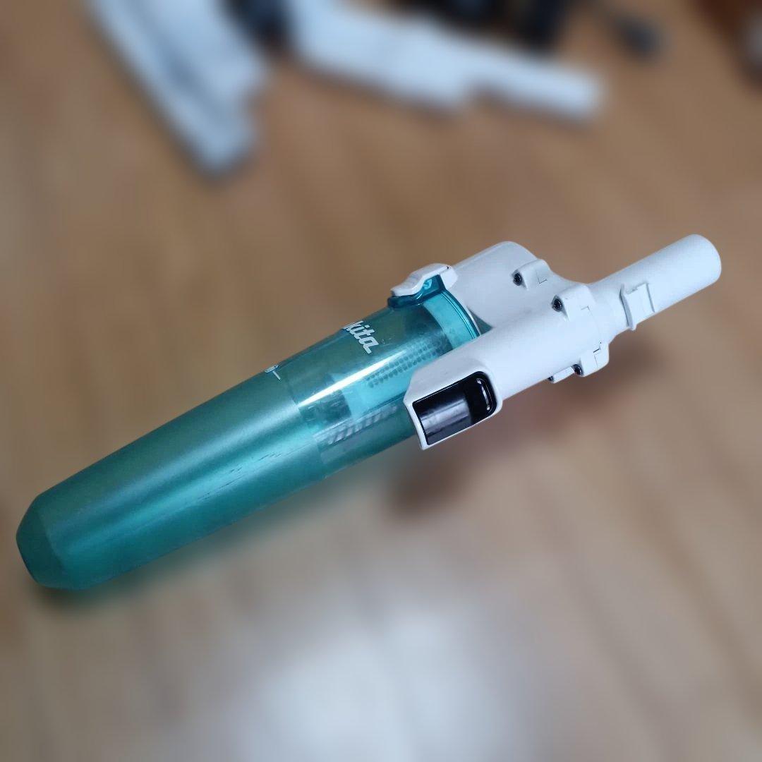 マキタ18V充電式クリーナーCL282FD純正バッテリー、充電器、サイクロン付