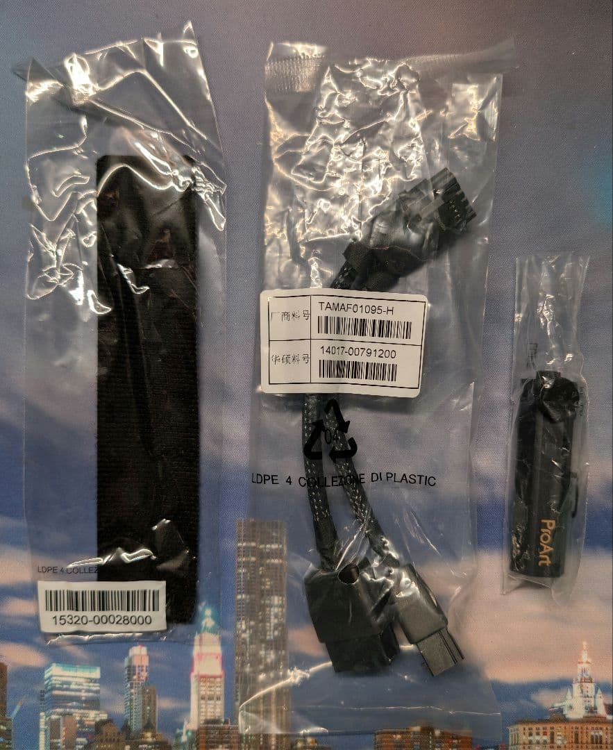 PROART-RTX4070TI-O12G　グラフィックボード