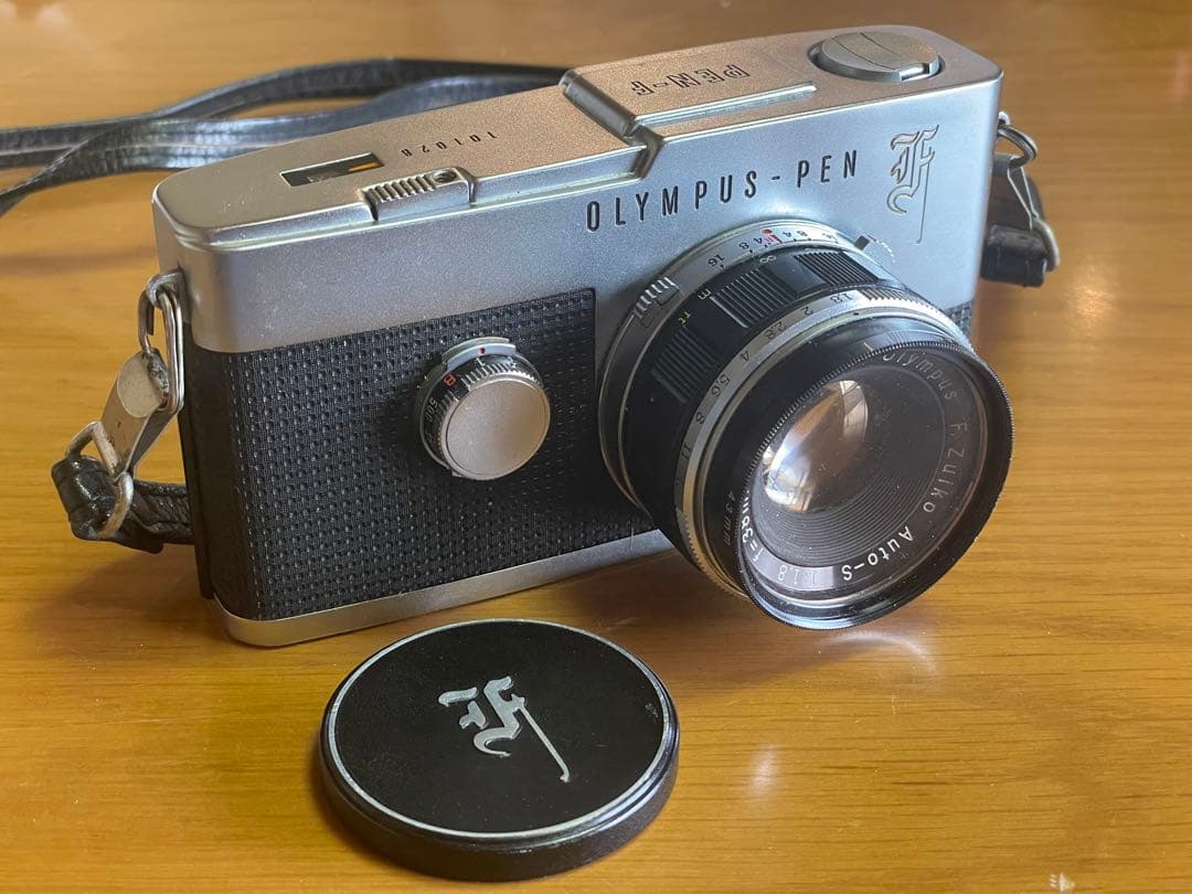 Jack T オリンパス　ハーフサイズ一眼カメラ　PEN F レンズ
