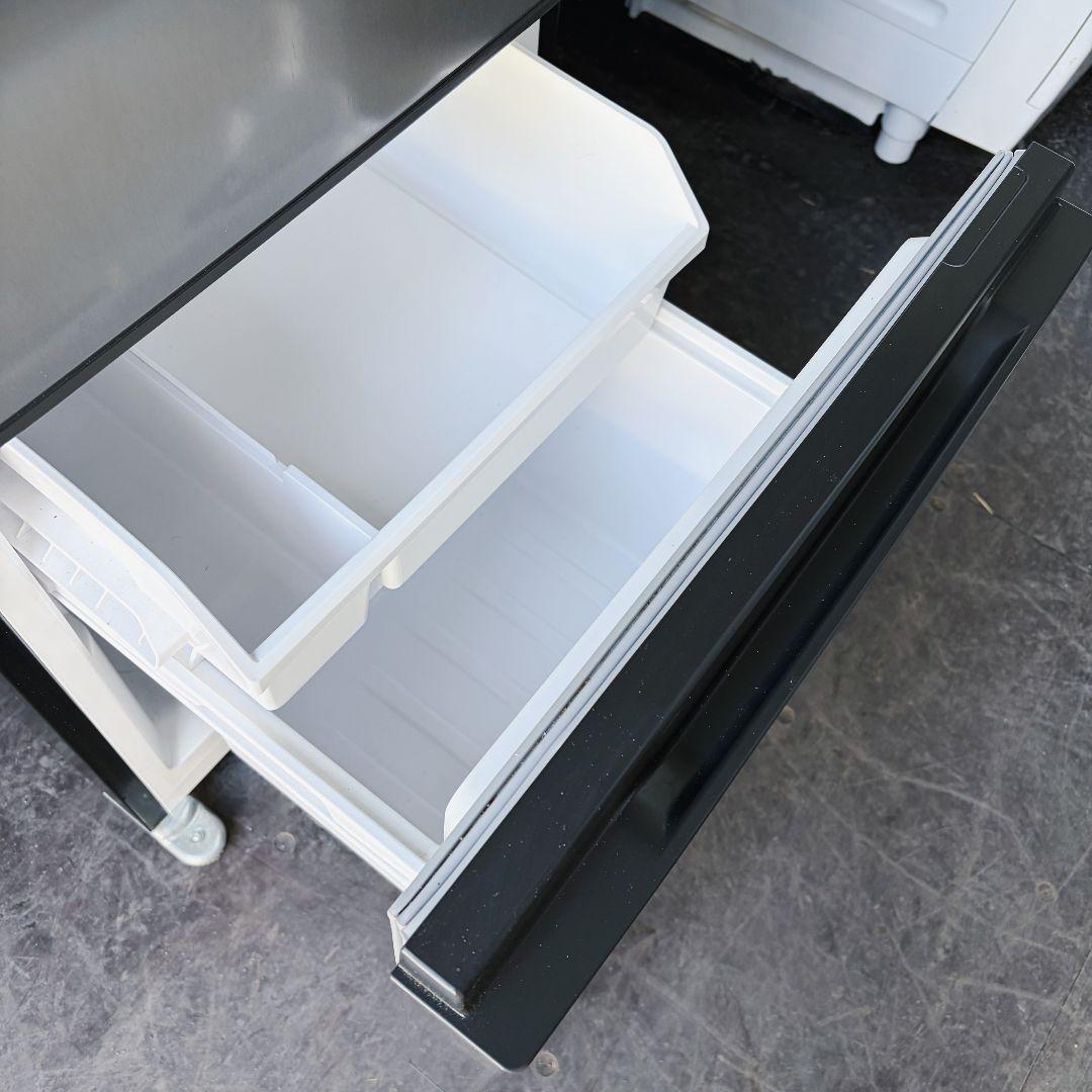 配送設置無料！純正AQUA2ドアシルバーコンパクト冷蔵庫！完動超美品！つやつや