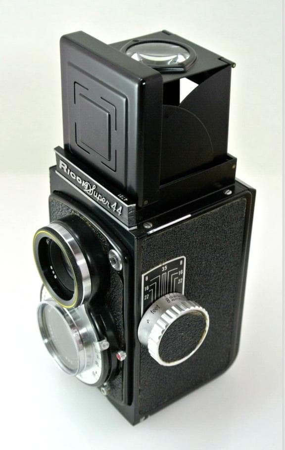 美品！　Ricoh Super 44 二眼レフカメラW/6cm F3.5 レンズ