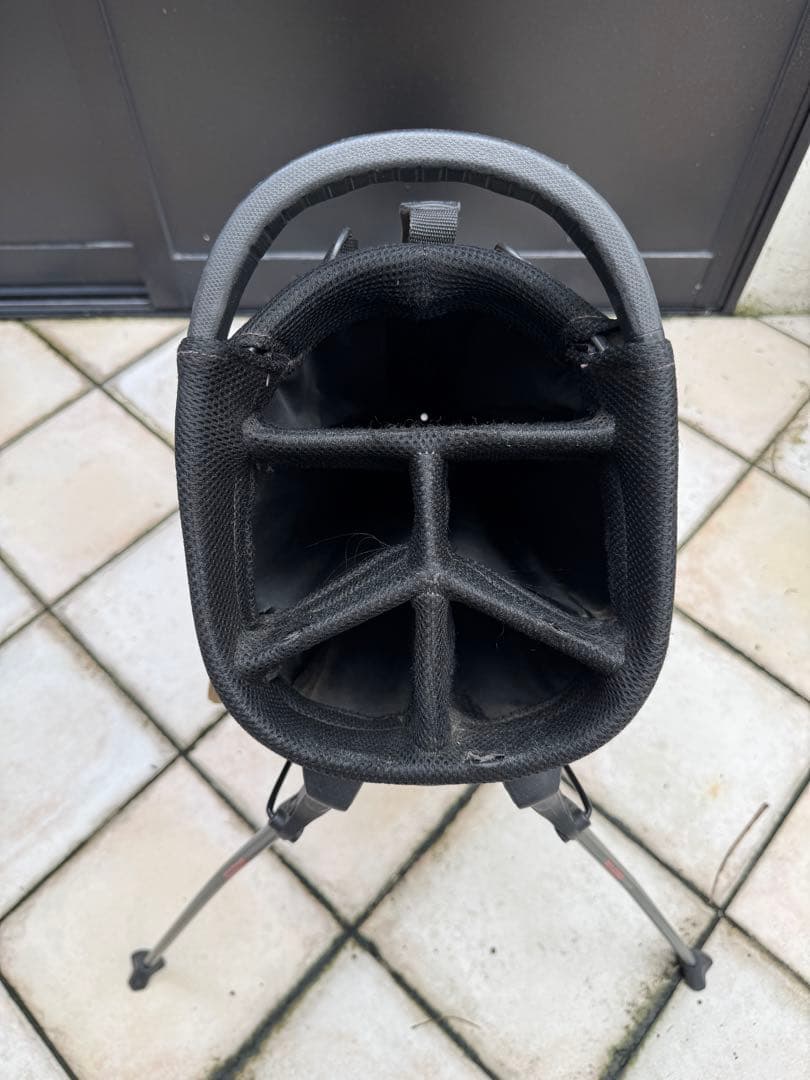 BRIEFING ゴルフバッグ ヘッドカバー3個付￼