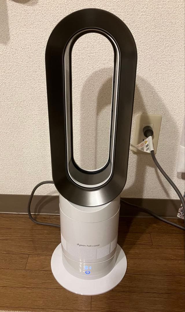 2022年製　Dyson hot+cool セラミックファンヒーター 扇風機