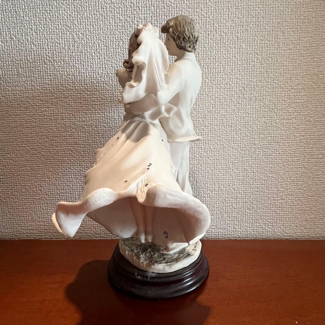 ジョゼッペアルマーニ　美品　ウェディング　恋人　結婚式　新郎新婦　陶器　人形