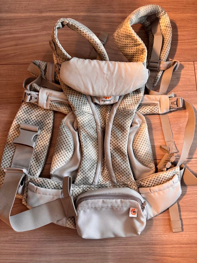 ergobabyエルゴベビー OMNI BREEZE抱っこ紐