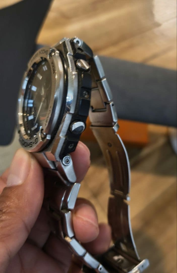 G-SHOCK **「GST-W110D-1AJF」**