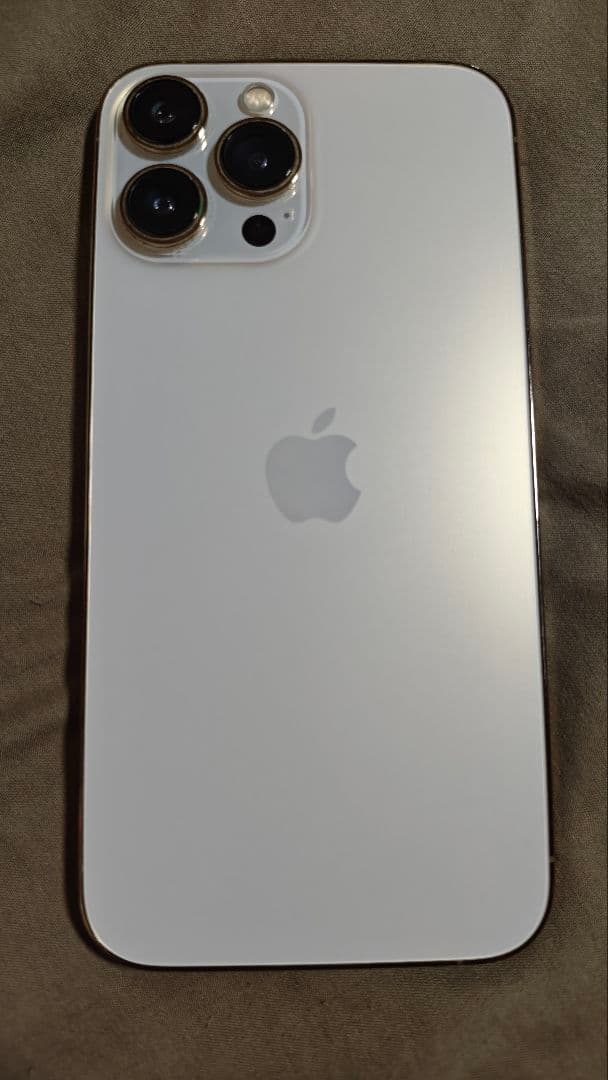 iPhone 13 Pro Max 1TB ゴールド *画面下部割れ有り