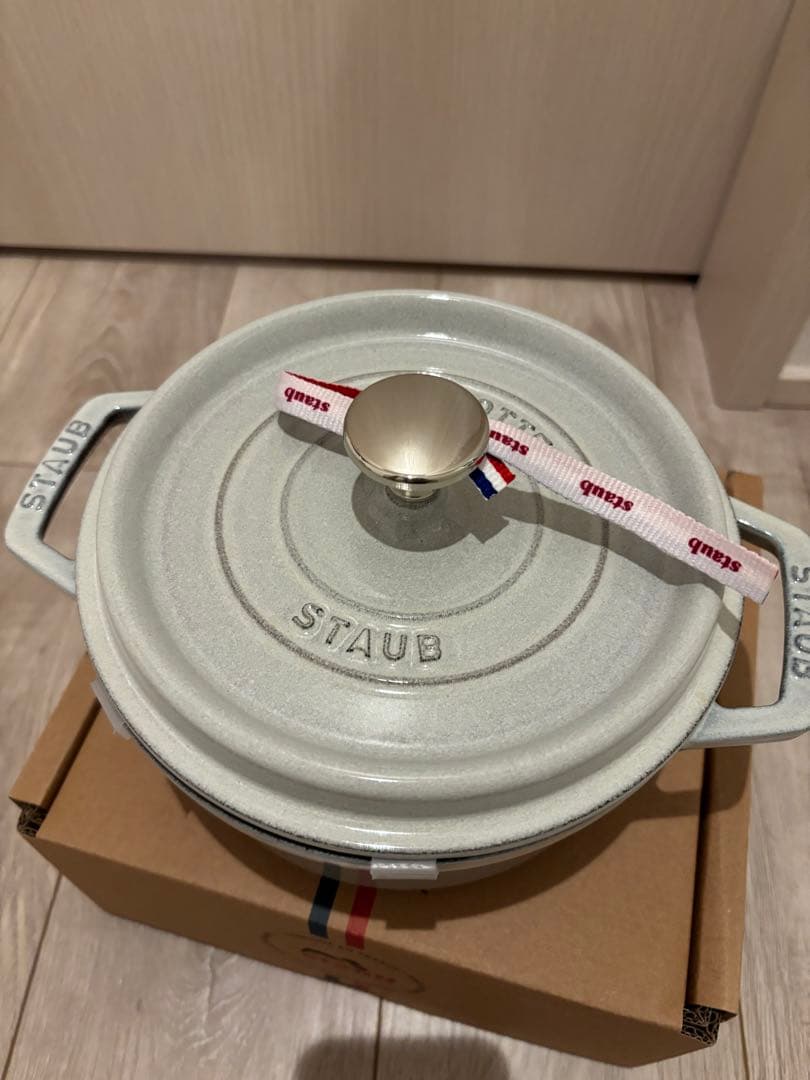 STAUB ココットラウンド＆ Wa-NABE スノーフレークセット