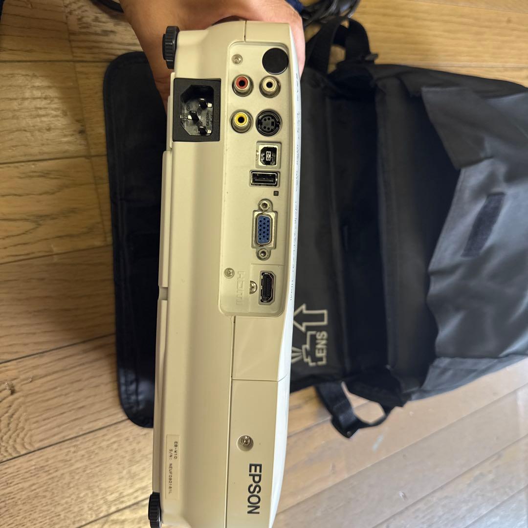 プロジェクターEPSON EB-W10