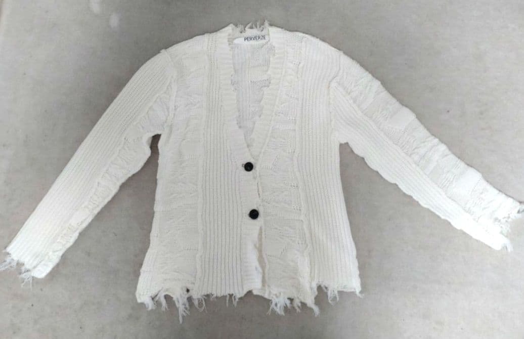PERVERZE ダメージ加工 ニットカーディガン