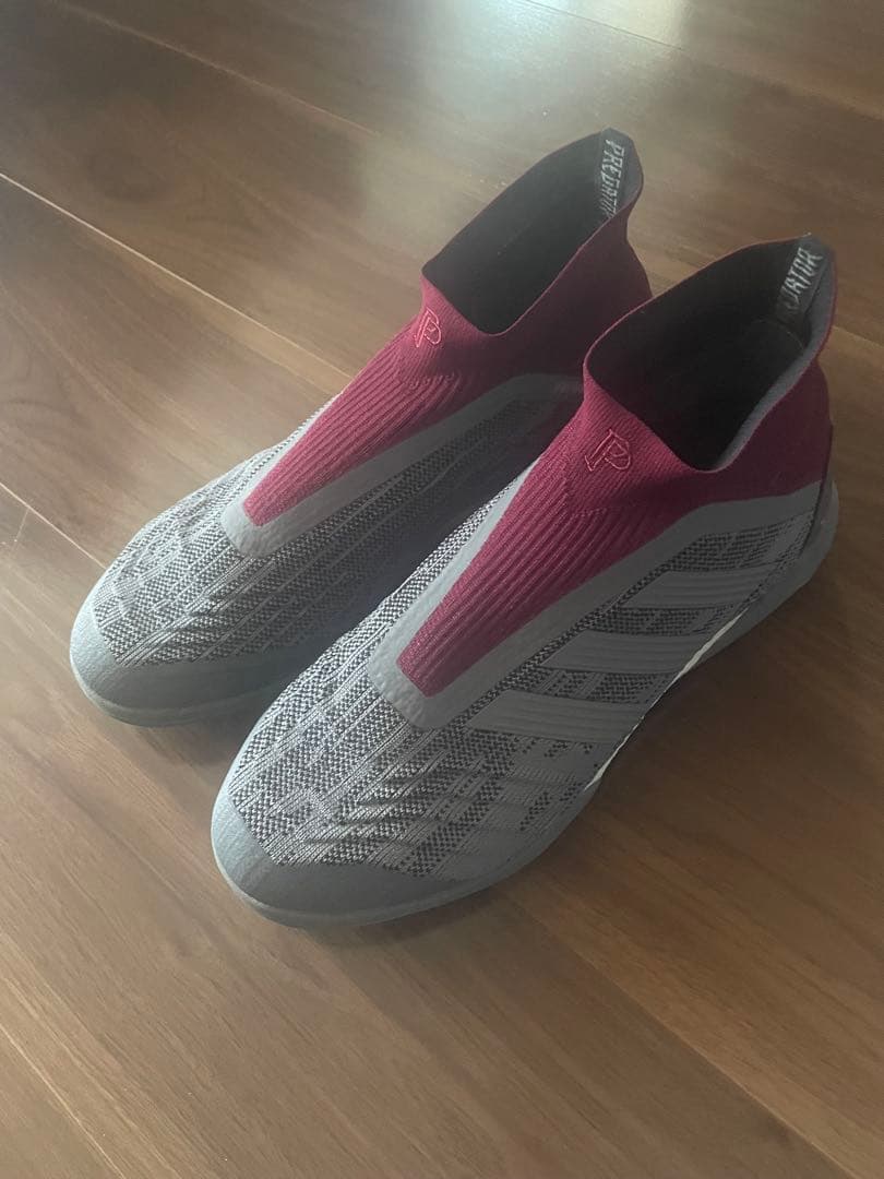 【美品、希少】adidas 26cm プレデター18ポグバモデル　フットサル