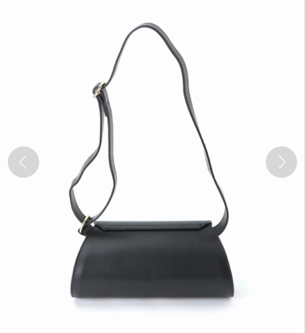 タグ付新品 AULENTTI ショルダーバッグスムースレザー