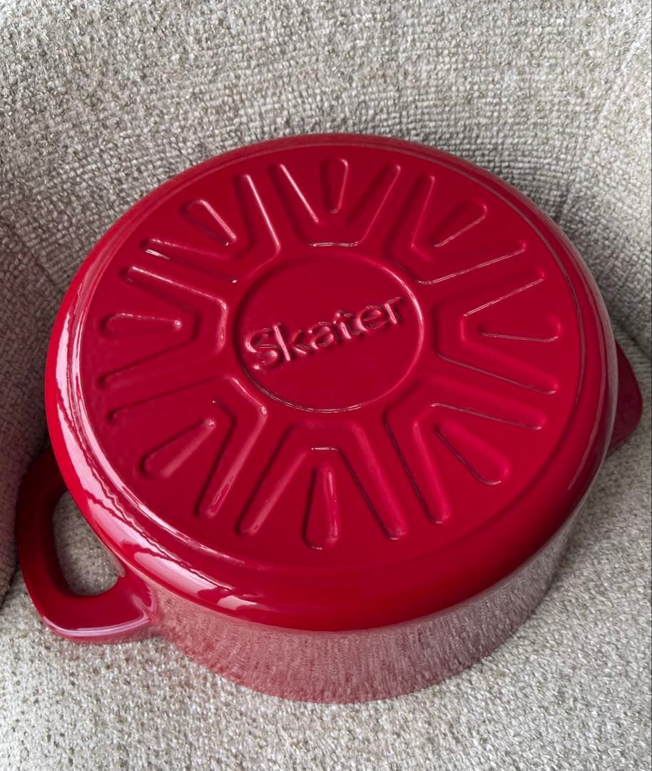 【美品】 未使用Skater 赤 両手鍋　鉄鋳物ホーロー鍋 24cm