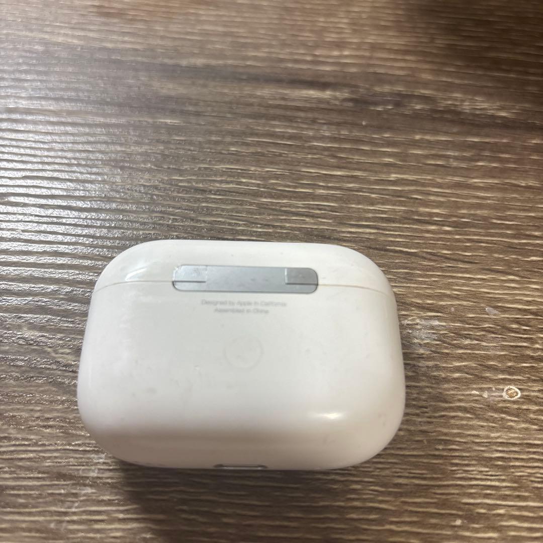 AirPods本体のみ　USB-C