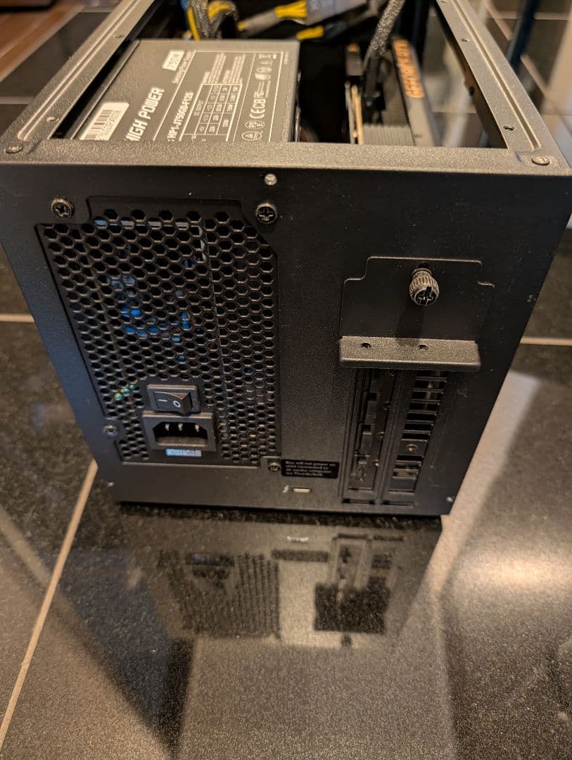 ASUS RTX 4070 Ti ProArt 12GB + 外付GPU box