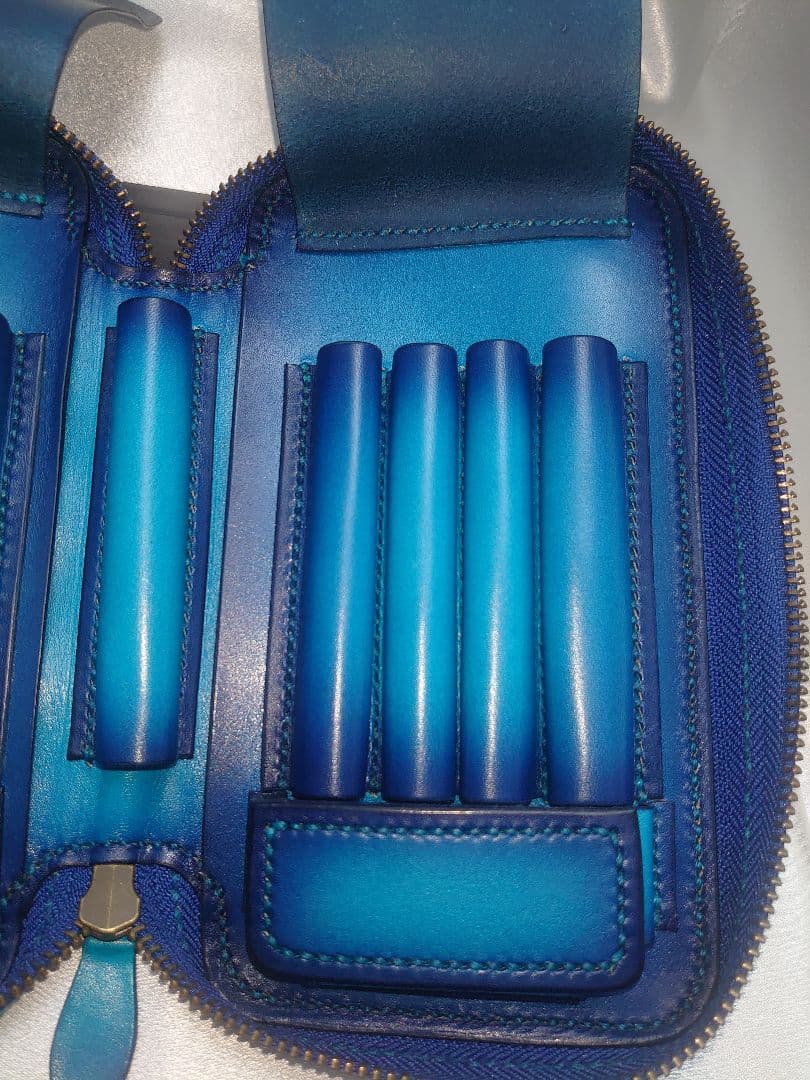 ペンケース ラウンドジップタイプ