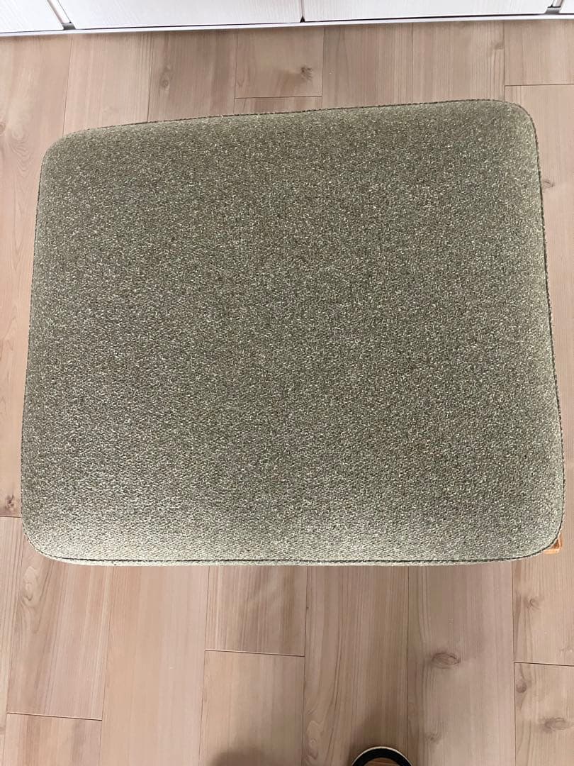 unico VISKA グリーンオットマン