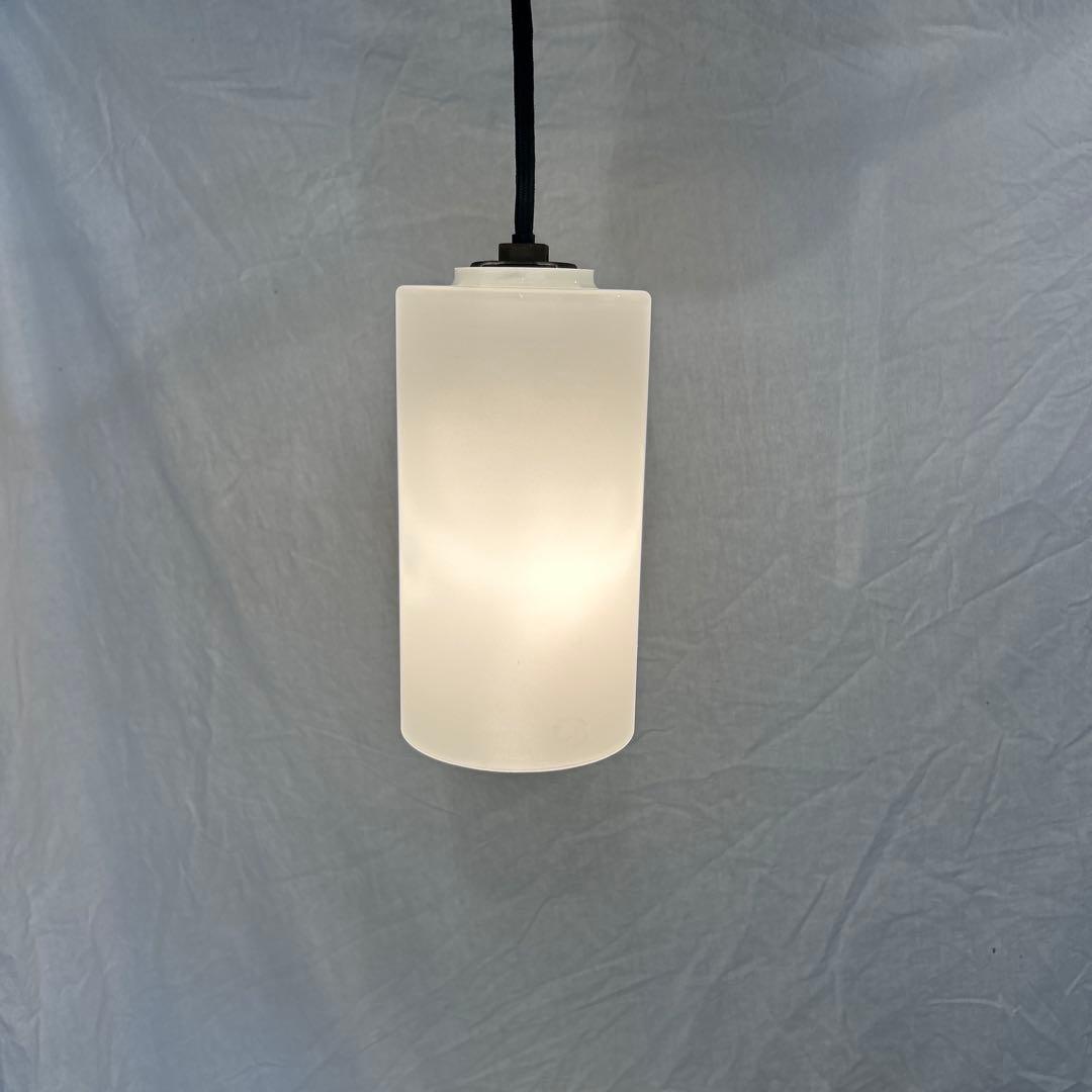 ヴィンテージ　北欧　昭和レトロモダンライト　乳白ガラス木製フレーム　電球付き