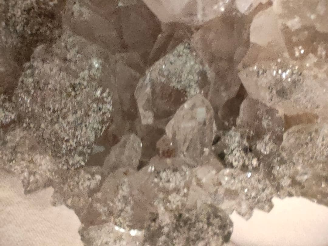 希少石　ビッグサイズ　インド　マニハール　水晶　クラスター　クローライト ルチル