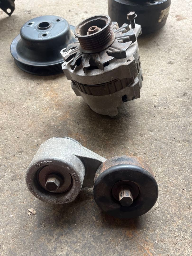 シボレー350　モンテカルロ プーリーその他