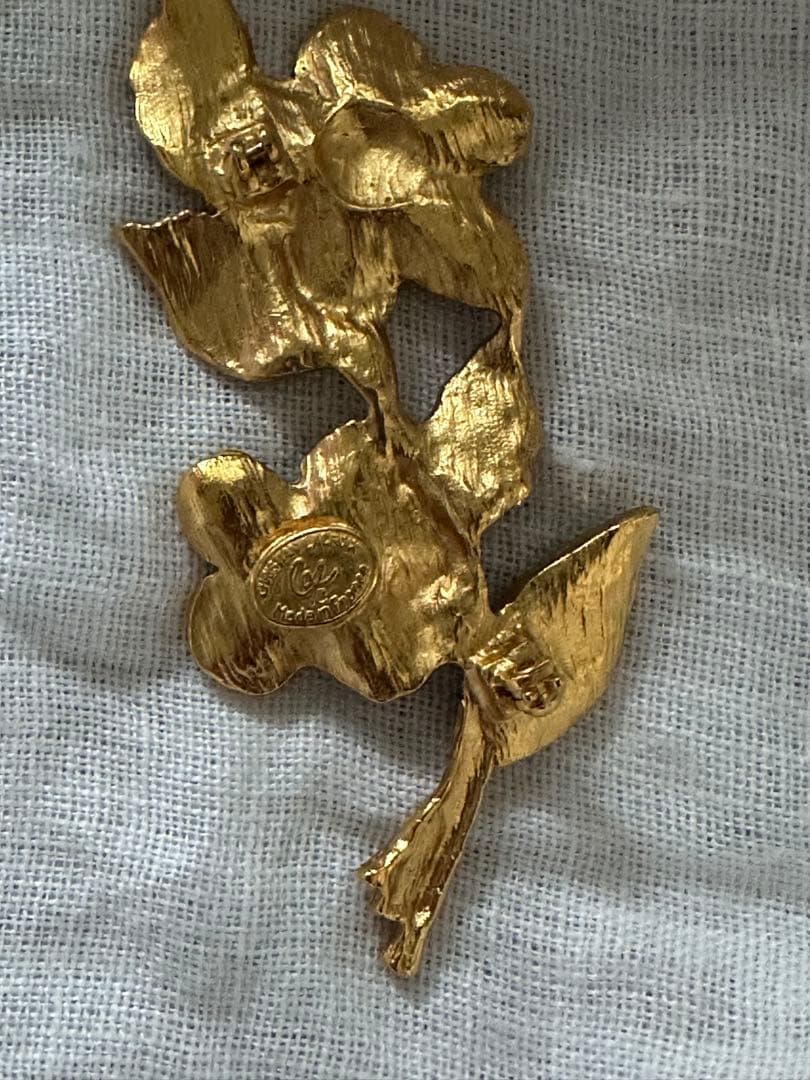 難あり⭐︎クリスチャンラクロワ⭐︎ブローチ