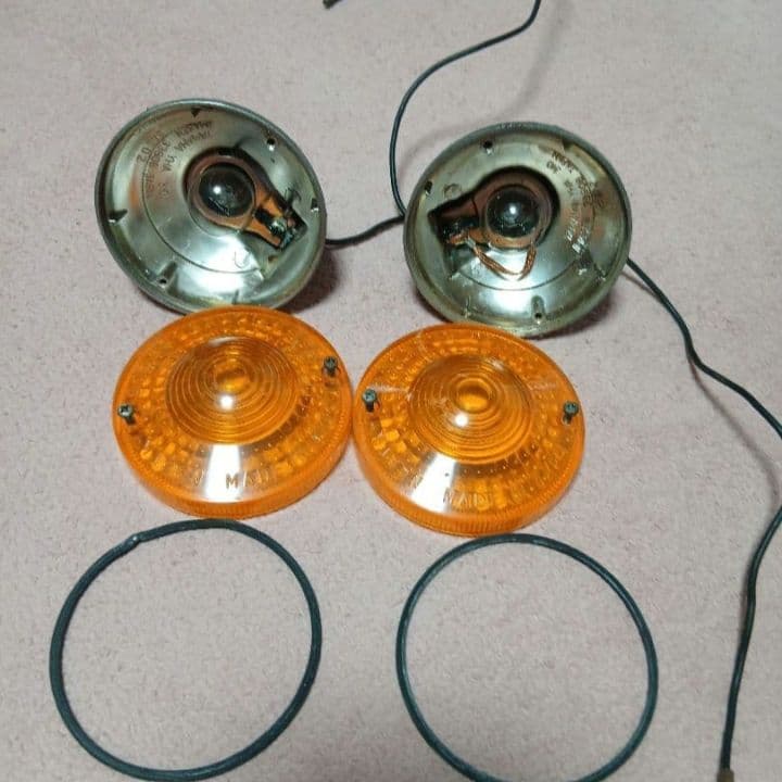 【Teru品】オイルタンク、フロントウィンカー、ウインカースイッチなど5点