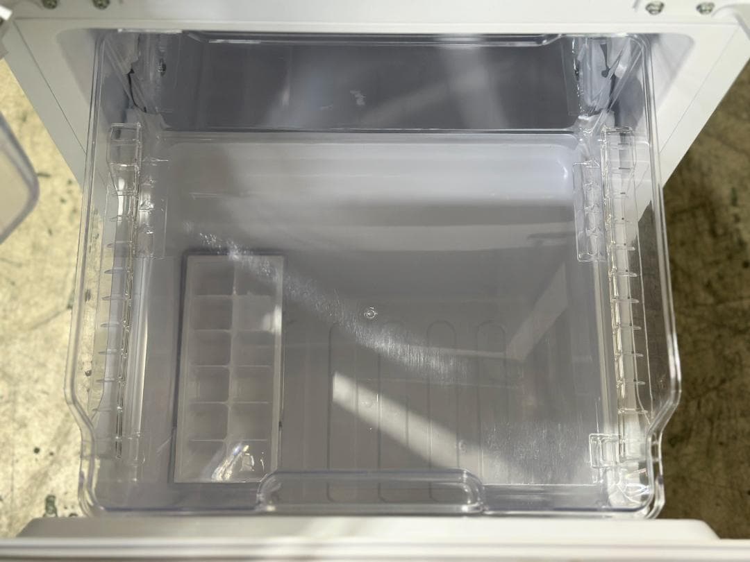 シャープ 2ドア冷蔵庫 152L SJ-D15G-W どっちもドア 2021年製