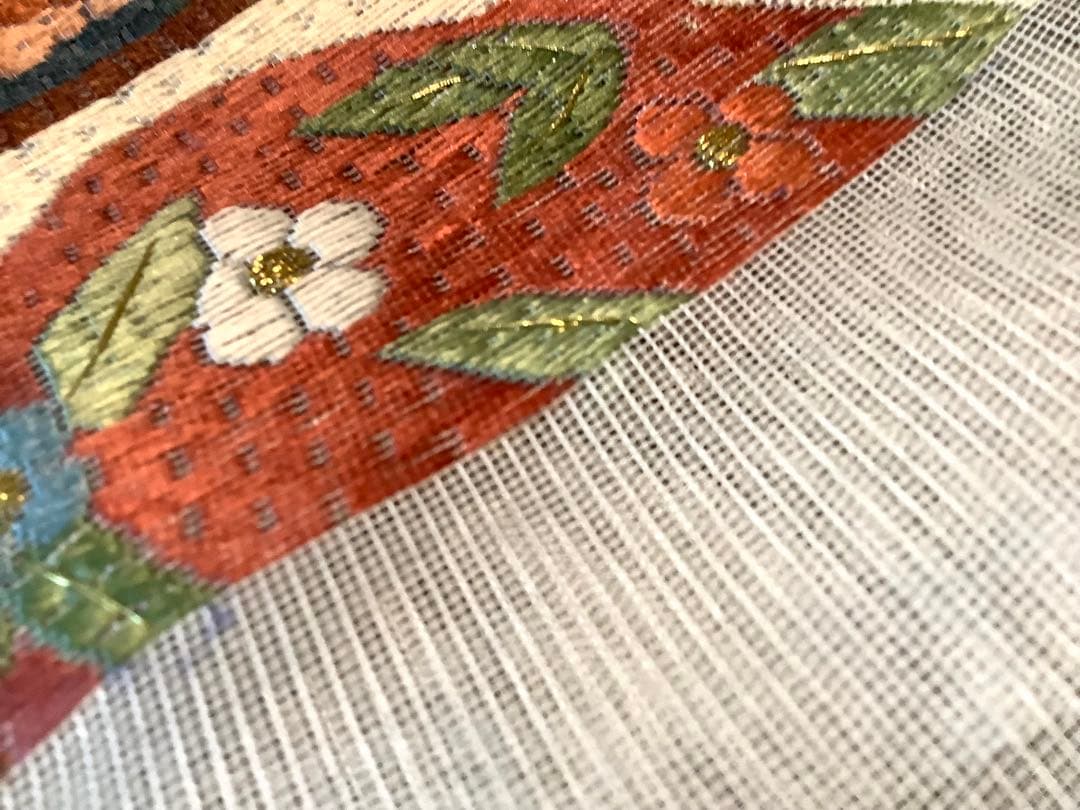 帯端切れ / 西陣【絽刺し】蜀江文様 総刺繍 幅32×226㎝ タペストリー等に