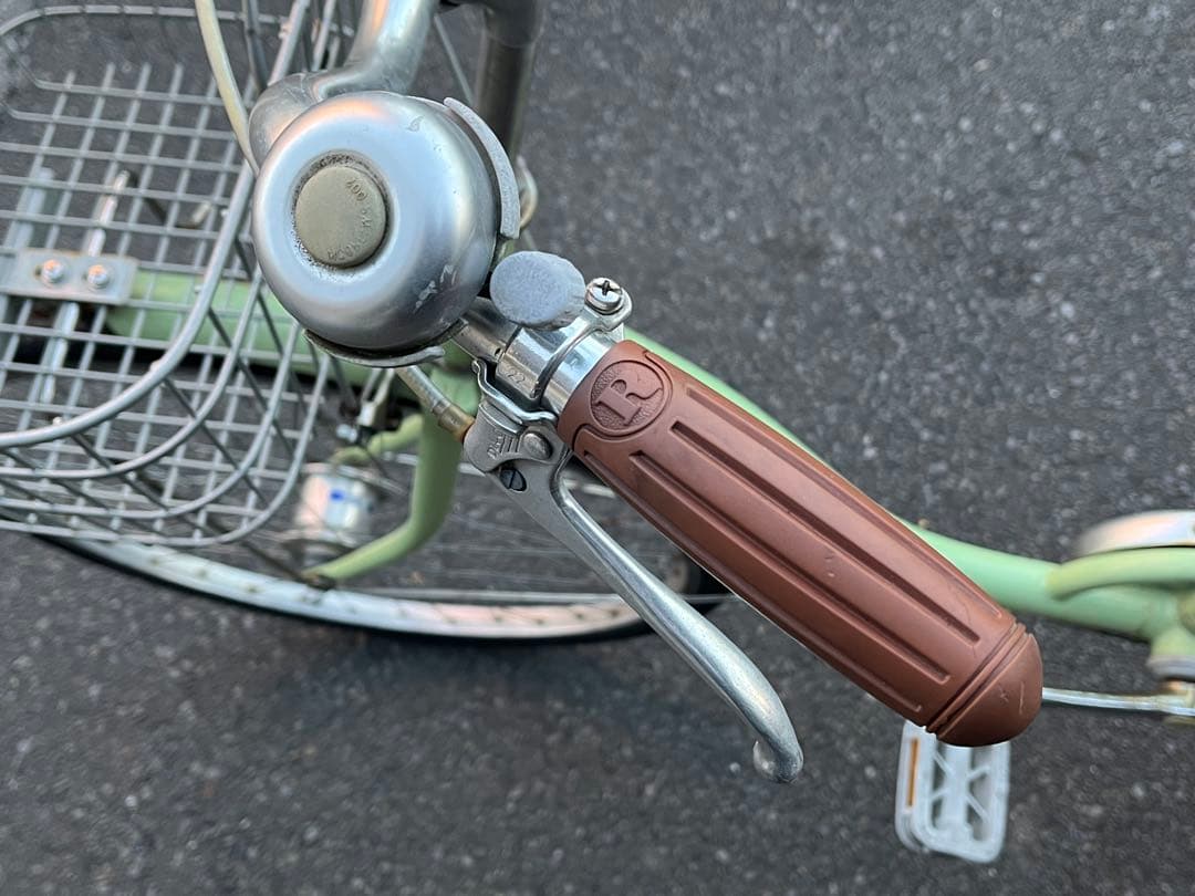 ピ*タ様 中古美品ブリヂストンLEDオートライト自転車26インチライトグリーン※