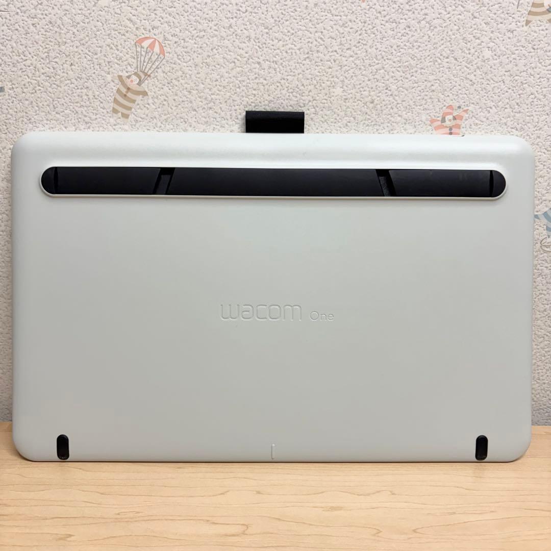 2022年製 Wacom ワコム One 液晶ペンタブレット DTC133W0D