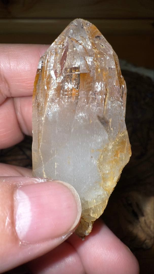 ネパール ガネーシュヒマール ヒマラヤゴールデンヒーラー リモナイト 水晶原石