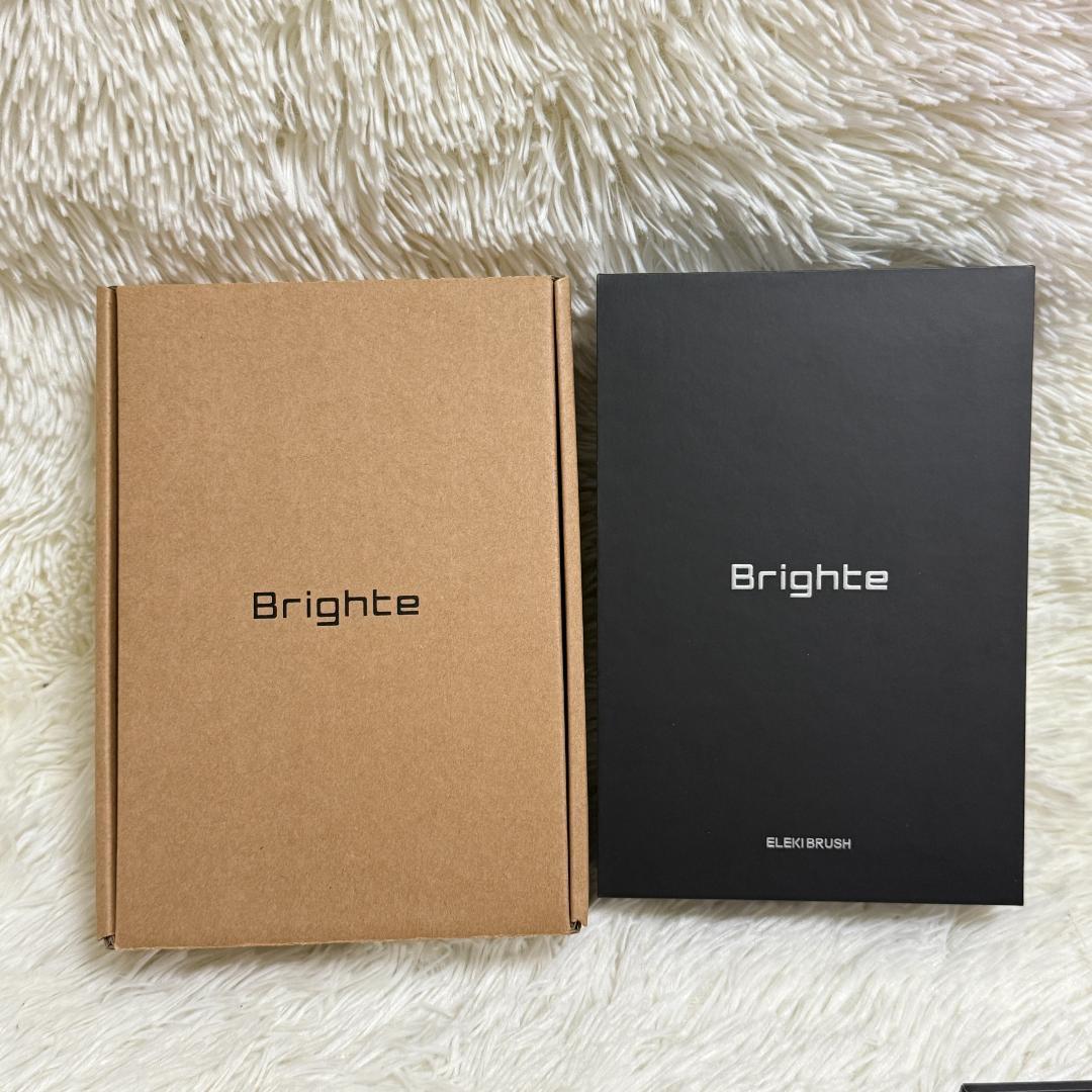 ほぼ未使用✨ おまけ付 ELEKIBRUSH ブライト エレキブラシ 美顔器