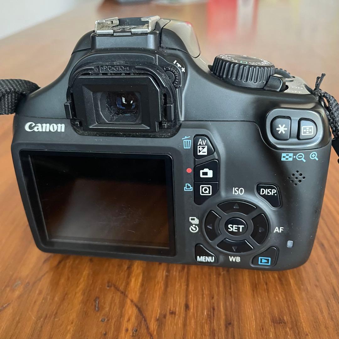 Canon EOS Kiss X50 デジタル一眼レフ