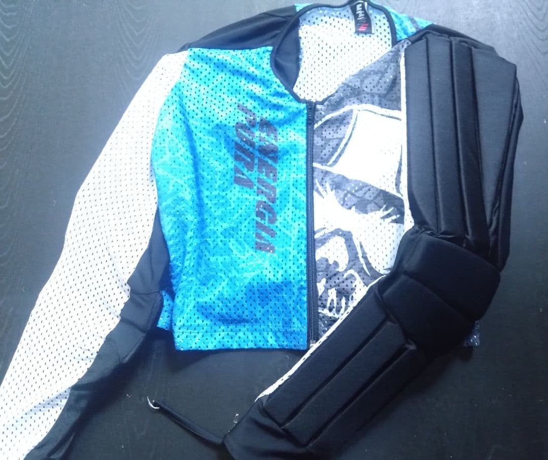 EA7 スキーレーシングワンピース イタリア Size L エンポリオアルマーニ